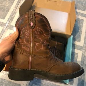 Justin Gypsy Cowboy Boots